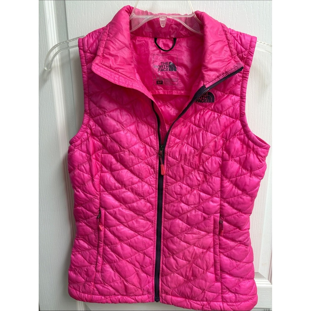 The North Face Hot Pink Quilted Insulated Vest Thermoball Womens Small